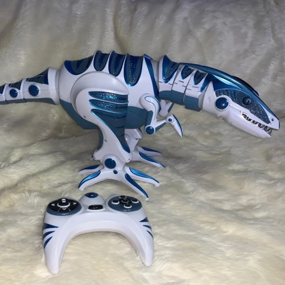 Other - WowWee Roboraptor Blue Smart Robot Dinosaur